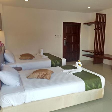 7 Sky Residency Hotell Patong Eksteriør bilde