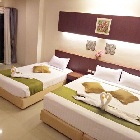 7 Sky Residency Hotell Patong Eksteriør bilde