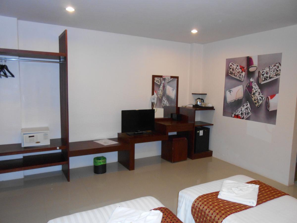 7 Sky Residency Hotell Patong Eksteriør bilde