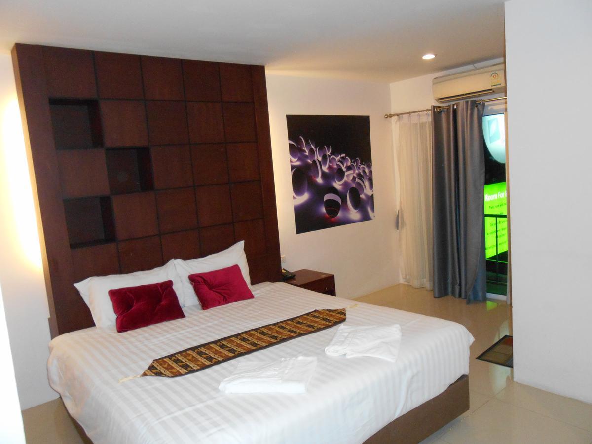 7 Sky Residency Hotell Patong Eksteriør bilde