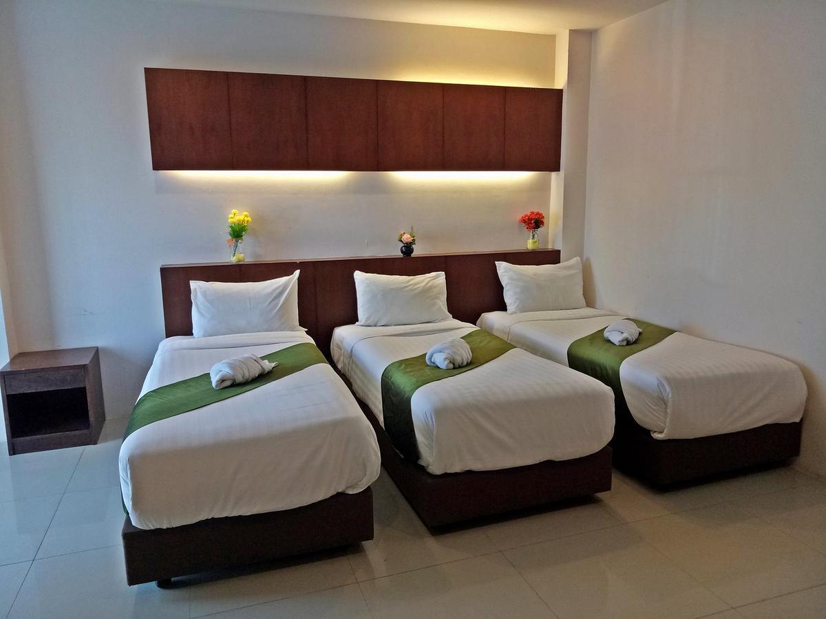 7 Sky Residency Hotell Patong Eksteriør bilde