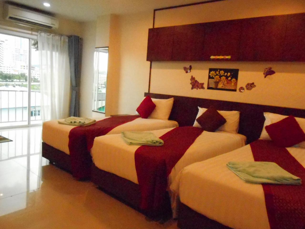 7 Sky Residency Hotell Patong Eksteriør bilde