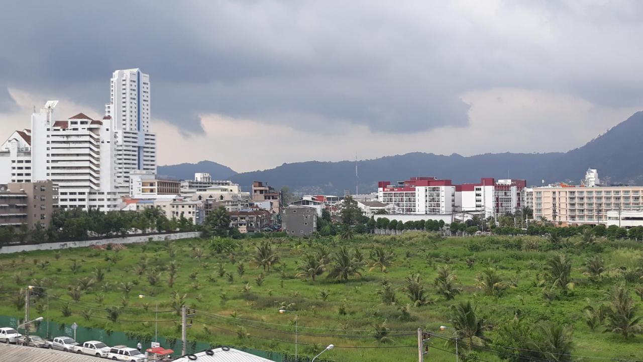 7 Sky Residency Hotell Patong Eksteriør bilde