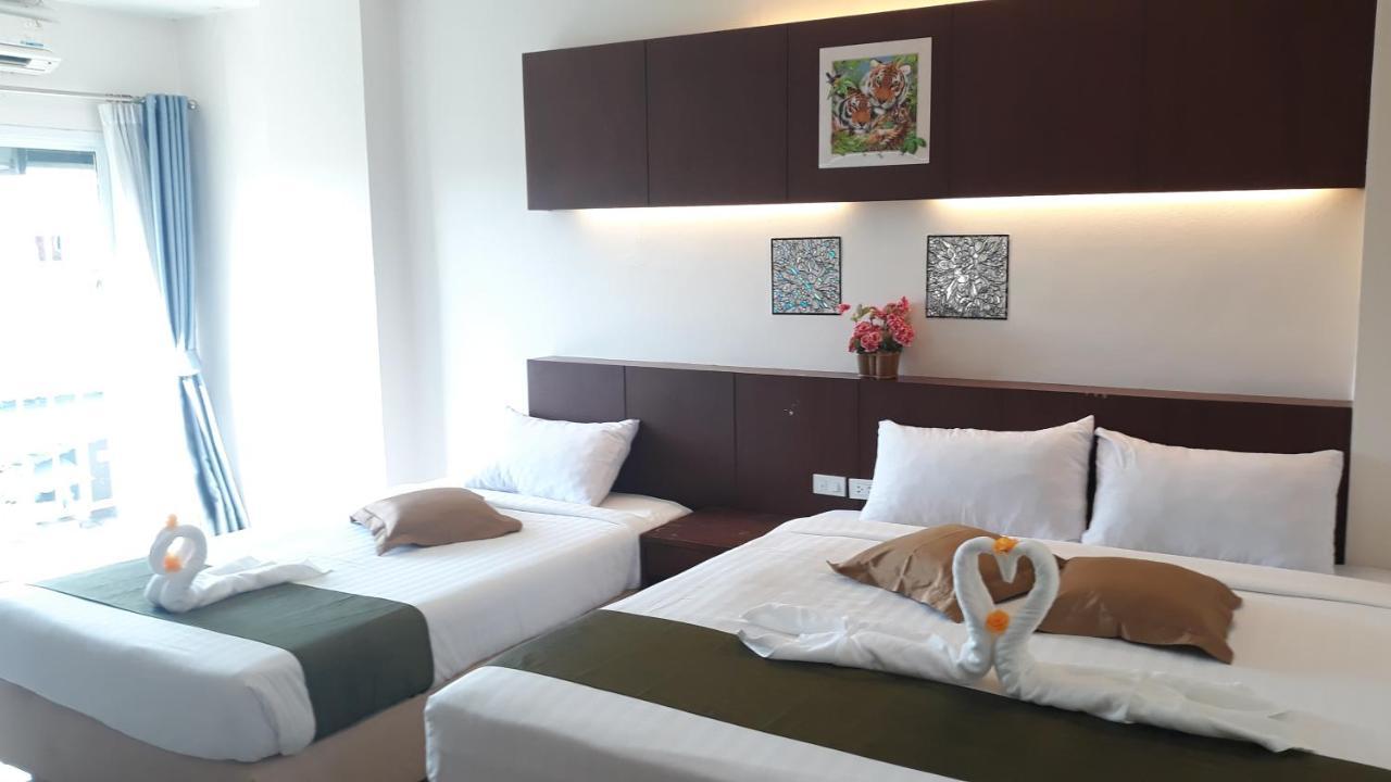 7 Sky Residency Hotell Patong Eksteriør bilde
